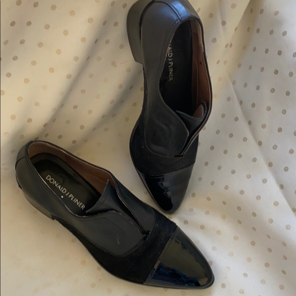 Excellent condition Donald Pliner Shoes